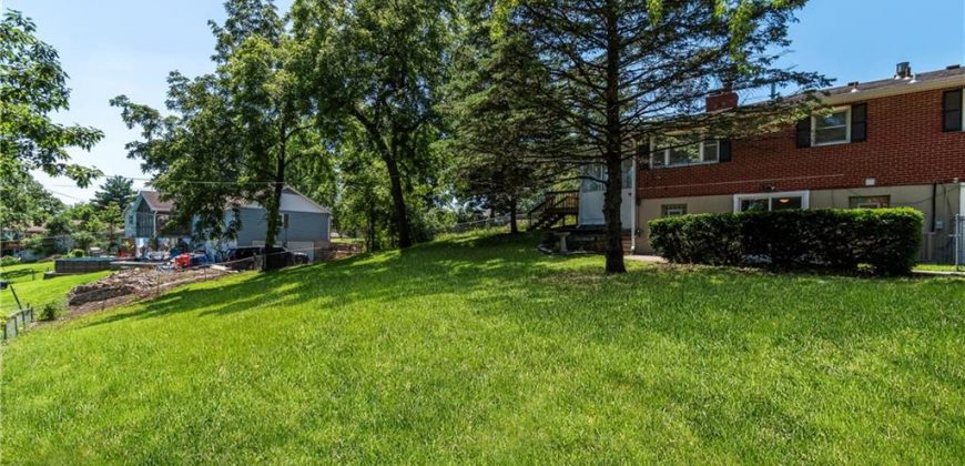 Homes for Sale in Kansas City, MO 64152 | 6511  Valley View Street