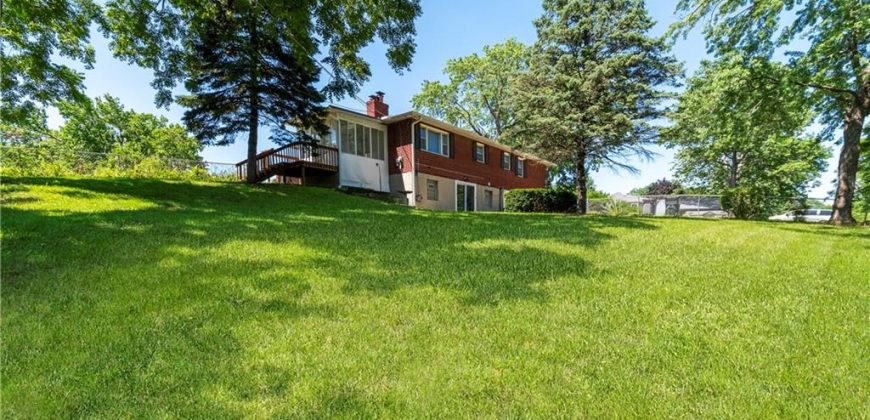 Homes for Sale in Kansas City, MO 64152 | 6511  Valley View Street