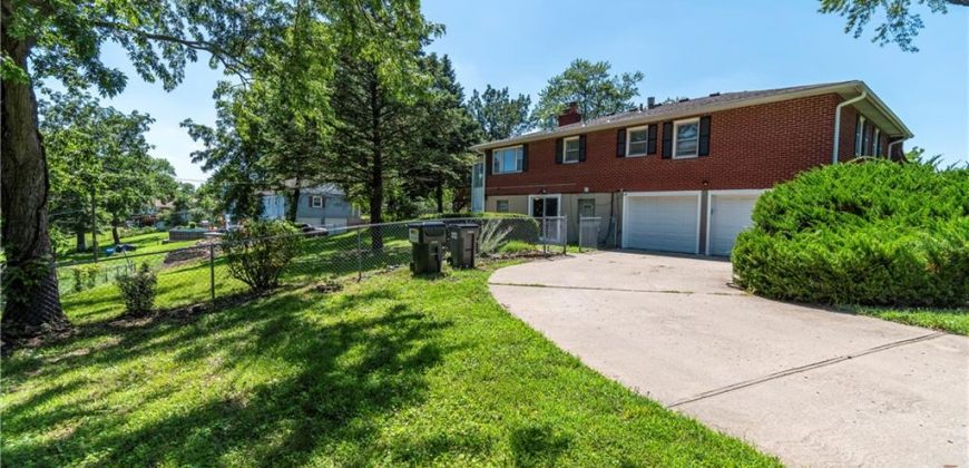 Homes for Sale in Kansas City, MO 64152 | 6511  Valley View Street