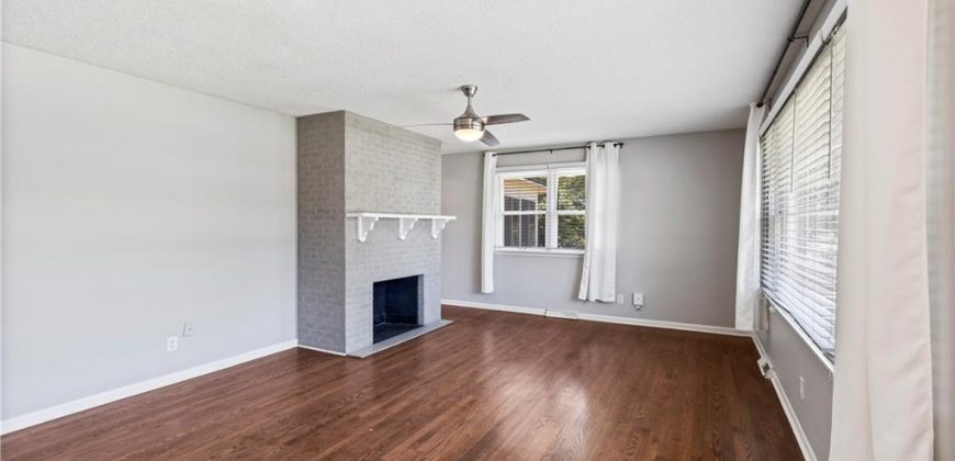 Homes for Sale in Kansas City, MO 64152 | 6511  Valley View Street