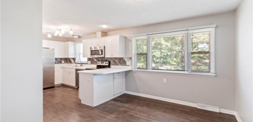Homes for Sale in Kansas City, MO 64152 | 6511  Valley View Street