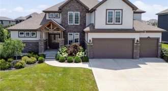 Homes for Sale in Kansas City, MO 64155 | 3305 NE 102nd Terrace