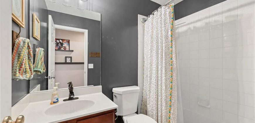 Homes for Sale in Kansas City, MO 64119 | 8123 N Oakley Avenue