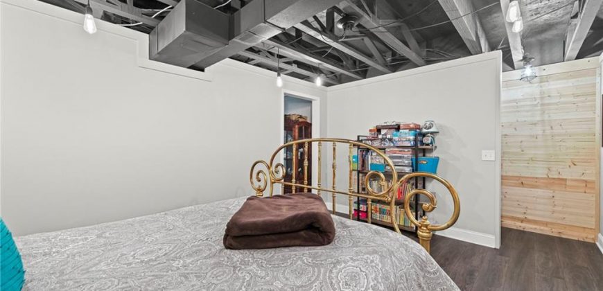 Homes for Sale in Kansas City, MO 64119 | 8123 N Oakley Avenue
