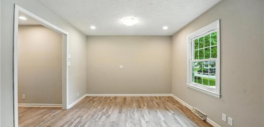 Homes for Sale in Gladstone, MO 64118 | 6513 N HARRISON Street