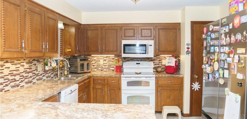 Homes for Sale in Kansas City, MO 64152 | 9730  Overhill Drive