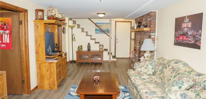 Homes for Sale in Kansas City, MO 64152 | 9730  Overhill Drive