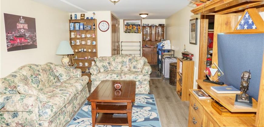 Homes for Sale in Kansas City, MO 64152 | 9730  Overhill Drive