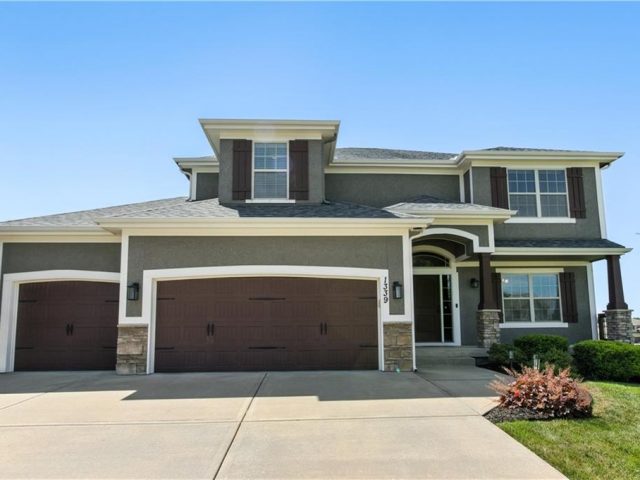 Homes for Sale in Kansas City, MO 64155 | 1339 NE 107th Terrace