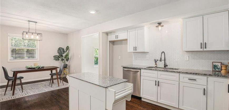Homes for Sale in Kansas City, MO 64119 | 5605 N Wallace Avenue