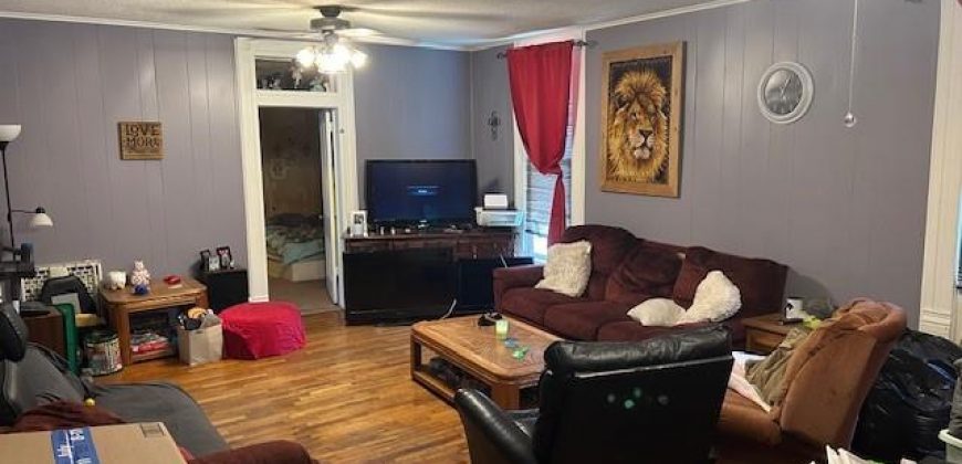 Homes for Sale in Dearborn, MO 64439 | 102 S August Street
