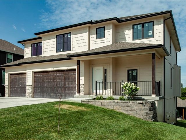 Homes for Sale in Platte City, MO 64079 | 2500  Windmill Drive