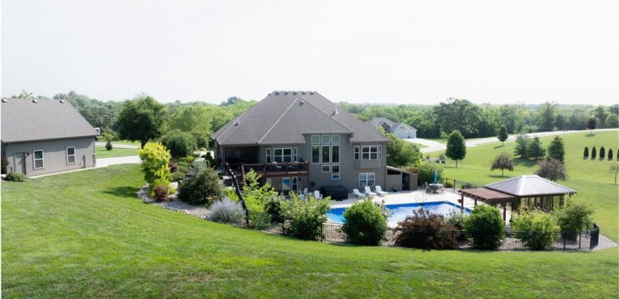 Homes for Sale in Smithville, MO 64089 | 17560  Smith’s Mill Road