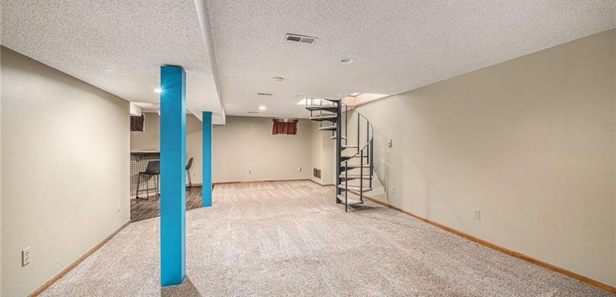 Homes for Sale in Kansas City, MO 64155 | 9708 N Campbell Drive