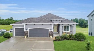 Homes for Sale in Kansas City, MO 64157 | 9102  111th Place