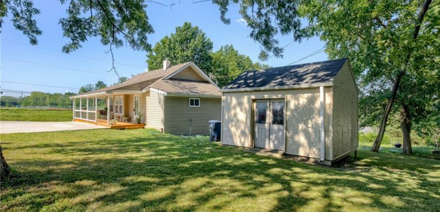 Homes for Sale in Kansas City, MO 64116 | 706 NE 39th Terrace