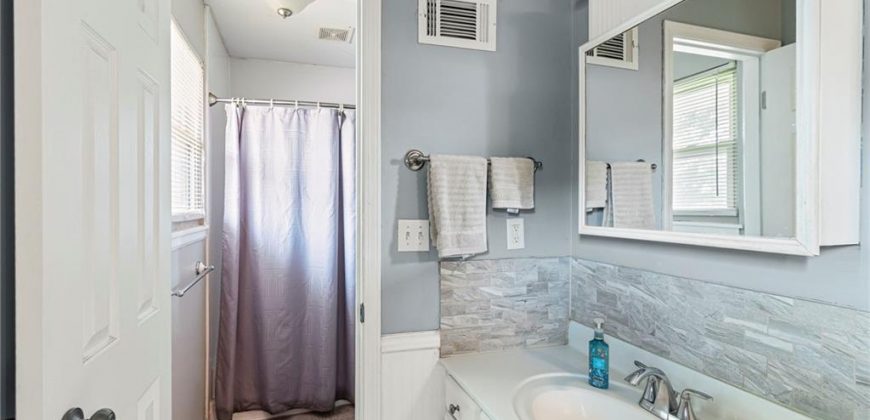Homes for Sale in Kansas City, MO 64154 | 2219 NW 84th Terrace