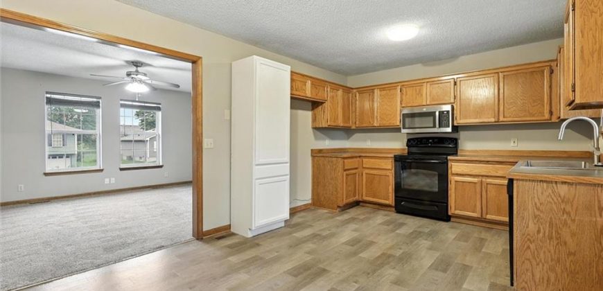 Homes for Sale in Kearney, MO 64060 | 713  Jesse Street