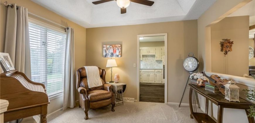 Homes for Sale in Gladstone, MO 64118 | 7815 N Broadway Avenue