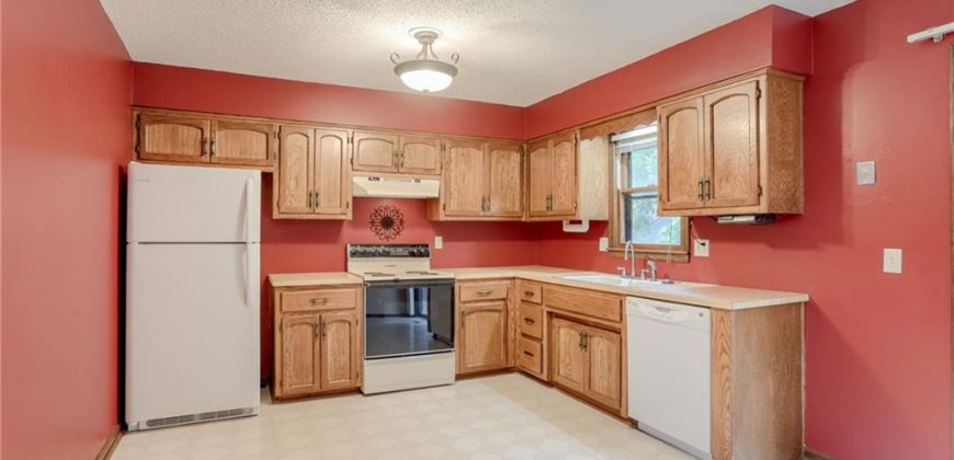 Homes for Sale in Kansas City, MO 64118 | 6004 N Broadway Street
