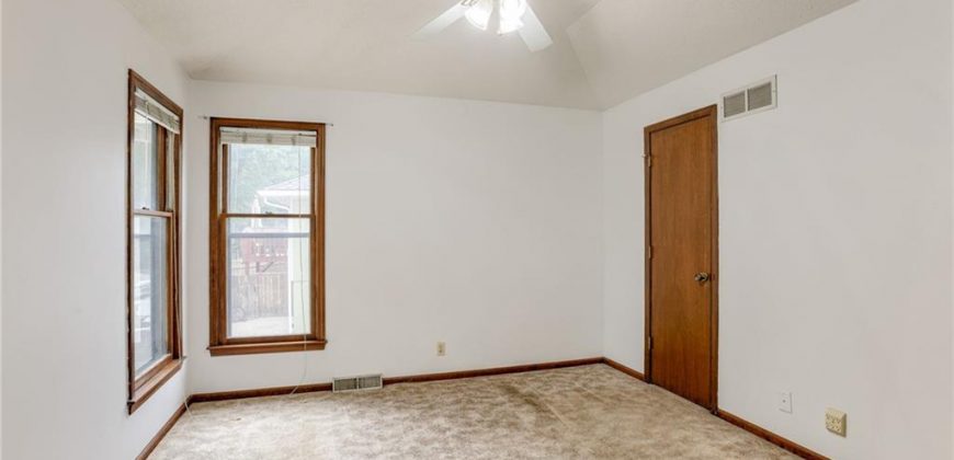 Homes for Sale in Kansas City, MO 64118 | 6004 N Broadway Street