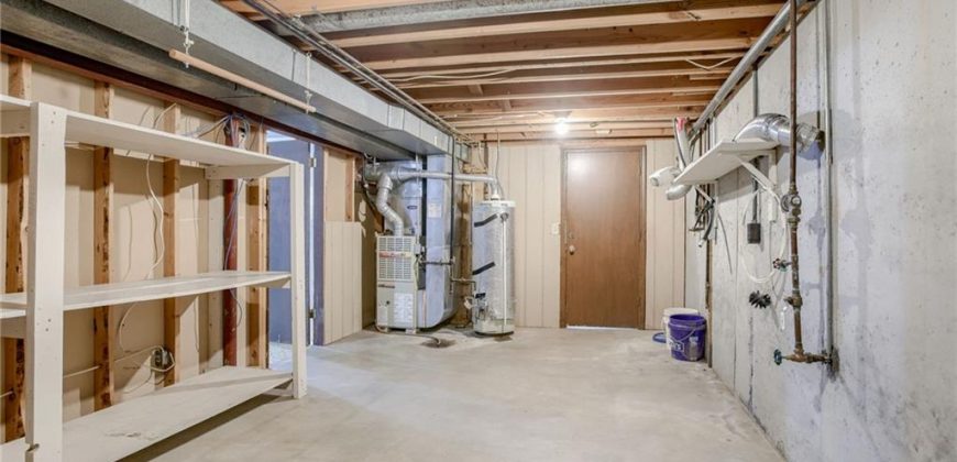 Homes for Sale in Kansas City, MO 64118 | 6004 N Broadway Street