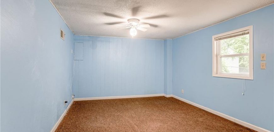 Homes for Sale in Kansas City, MO 64118 | 6004 N Broadway Street