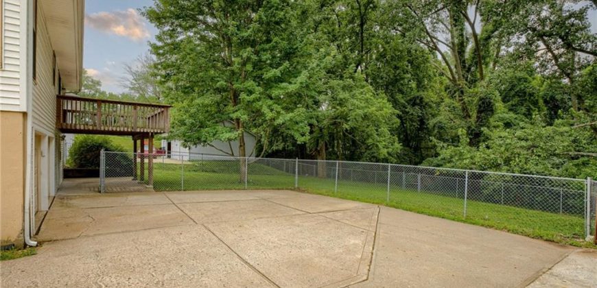 Homes for Sale in Kansas City, MO 64118 | 6004 N Broadway Street