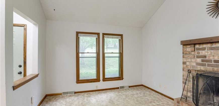 Homes for Sale in Kansas City, MO 64118 | 6004 N Broadway Street