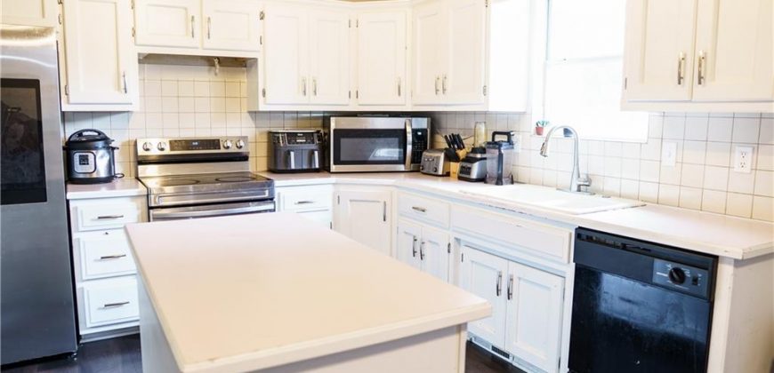 Homes for Sale in Kansas City, MO 64157 | 8415 NE 110th Terrace