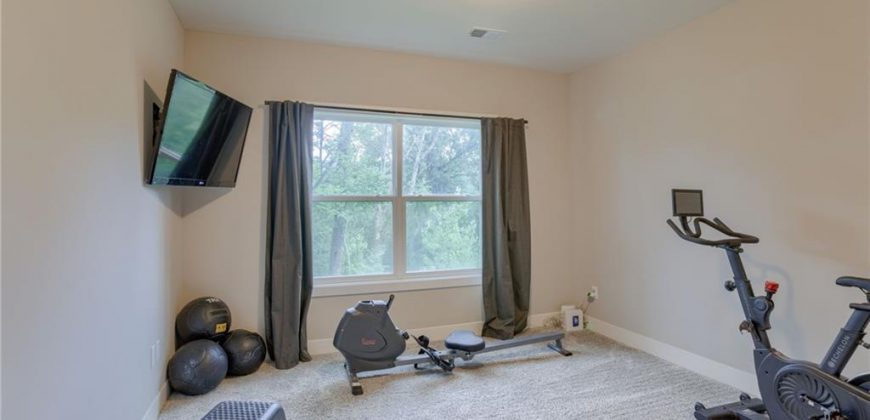 Homes for Sale in Parkville, MO 64152 | 13535  Terrace Park Drive