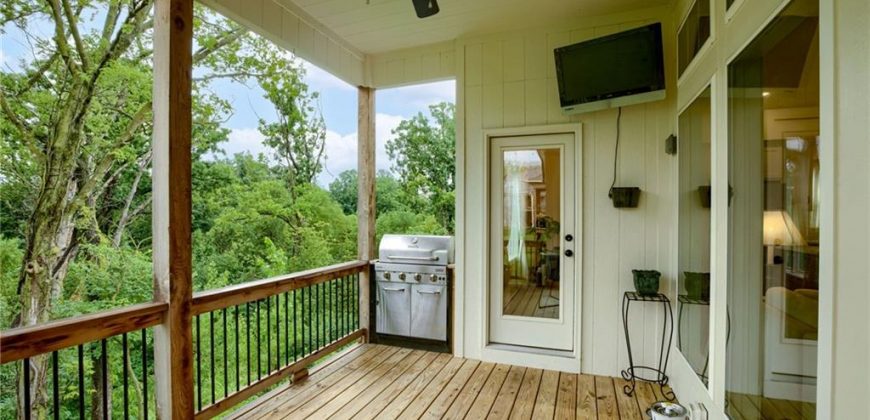 Homes for Sale in Parkville, MO 64152 | 13535  Terrace Park Drive