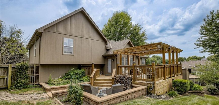 Homes for Sale in Kansas City, MO 64153 | 10006 NW 87th Street