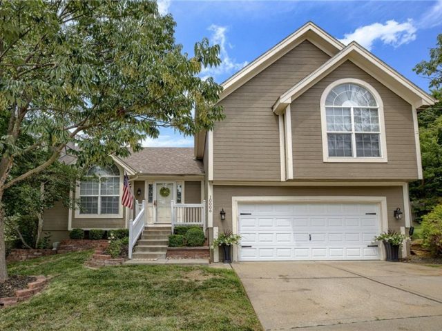 Homes for Sale in Kansas City, MO 64153 | 10006 NW 87th Street