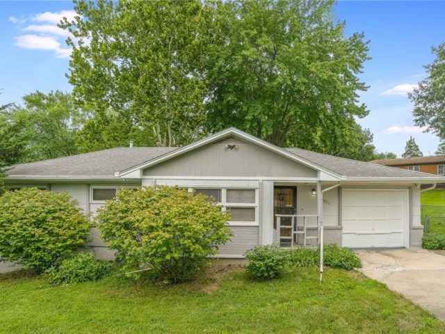 Homes for Sale in Kansas City, MO 64155 | 8821 N Campbell Street