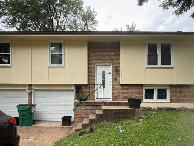 Homes for Sale in Platte City, MO 64079 | 11790  Flint Street