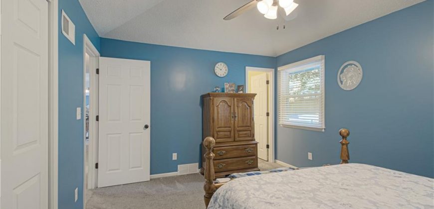 Homes for Sale in Gladstone, MO 64118 | 7624 N Olive Street