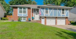 Homes for Sale in Gladstone, MO 64118 | 7624 N Olive Street