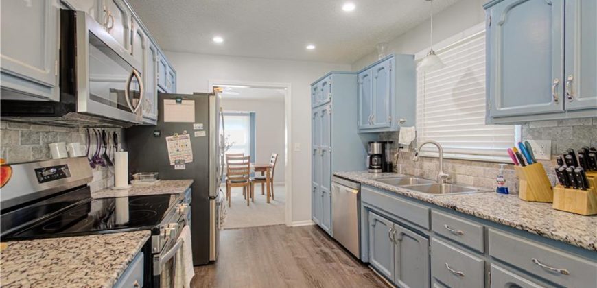 Homes for Sale in Gladstone, MO 64118 | 7624 N Olive Street