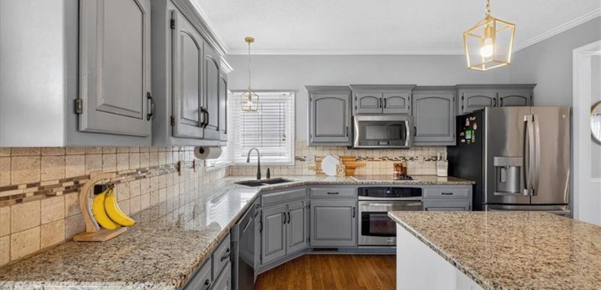 Homes for Sale in Kansas City, MO 64155 | 11312 N Madison Avenue