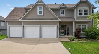Homes for Sale in Kansas City, MO 64155 | 11312 N Madison Avenue