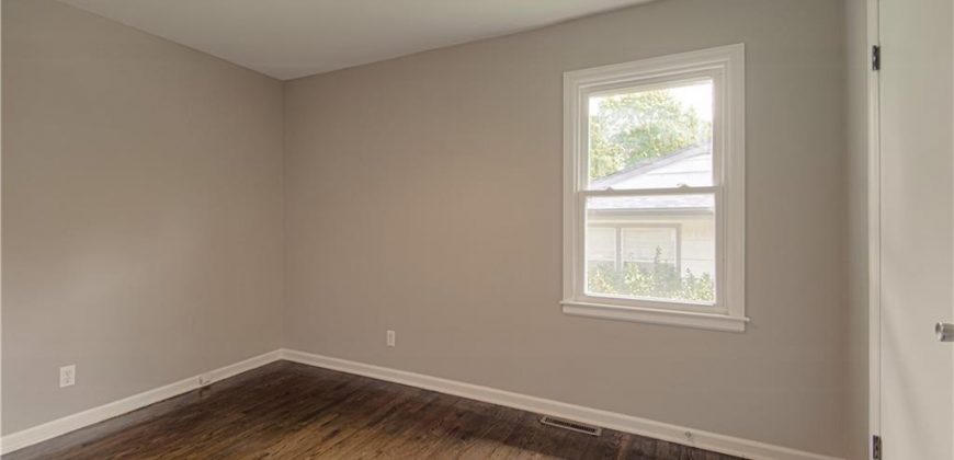 Homes for Sale in Kansas City, MO 64117 | 3518 NE 47th Terrace