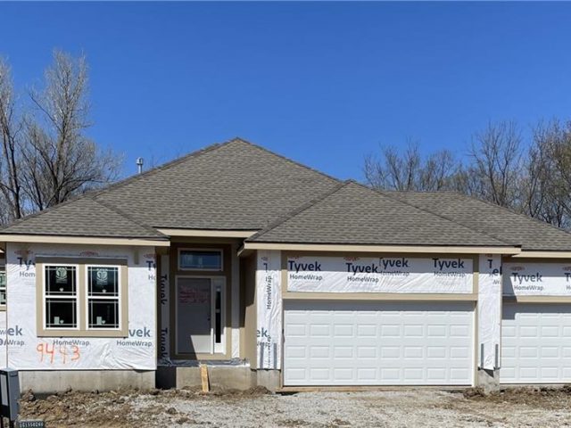 Homes for Sale in Kansas City, MO 64154 | 9443 N Belton Avenue