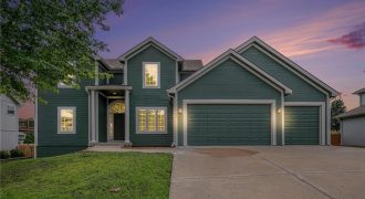 Homes for Sale in Kansas City, MO 64157 | 7907  111th Street