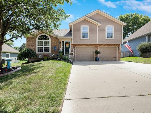 Homes for Sale in Kansas City, MO 64157 | 8505 NE 97th Terrace
