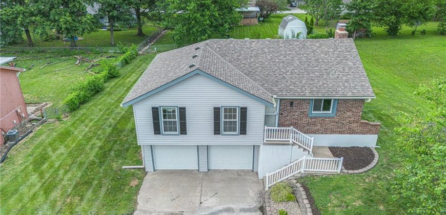 Homes for Sale in Kansas City, MO 64155 | 1612 NE 112th Terrace