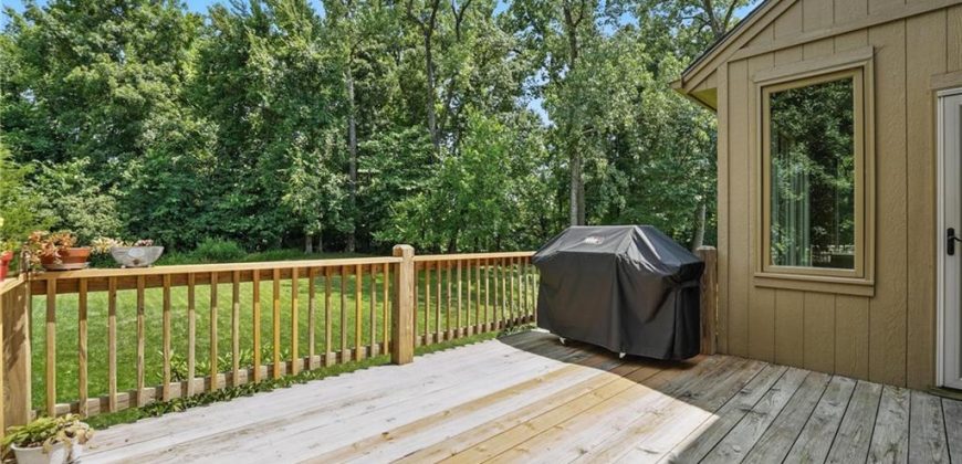Homes for Sale in Parkville, MO 64152 | 14300  60th Court