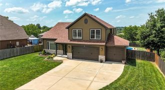 Homes for Sale in Kansas City, MO 64153 | 8624 NW Utica Avenue