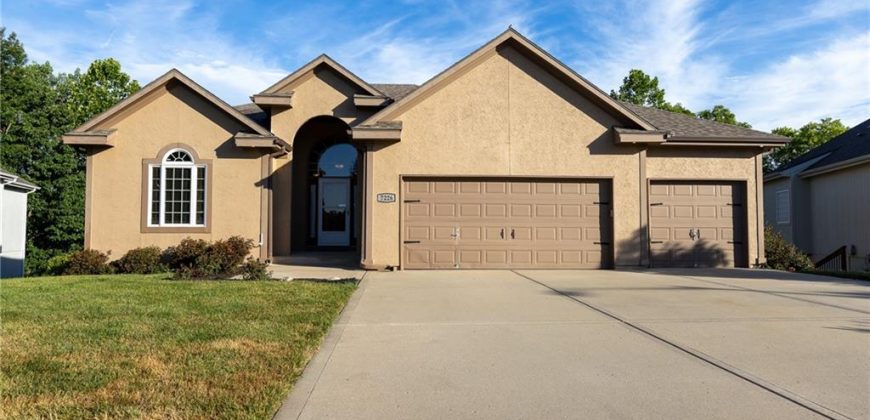 Homes for Sale in Kansas City, MO 64119 | 7226 N Spruce Avenue