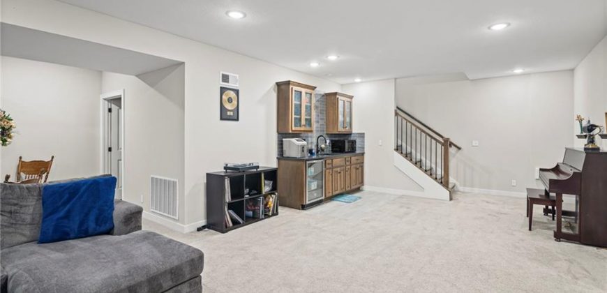 Homes for Sale in Kansas City, MO 64154 | 8683 N Allenton Avenue